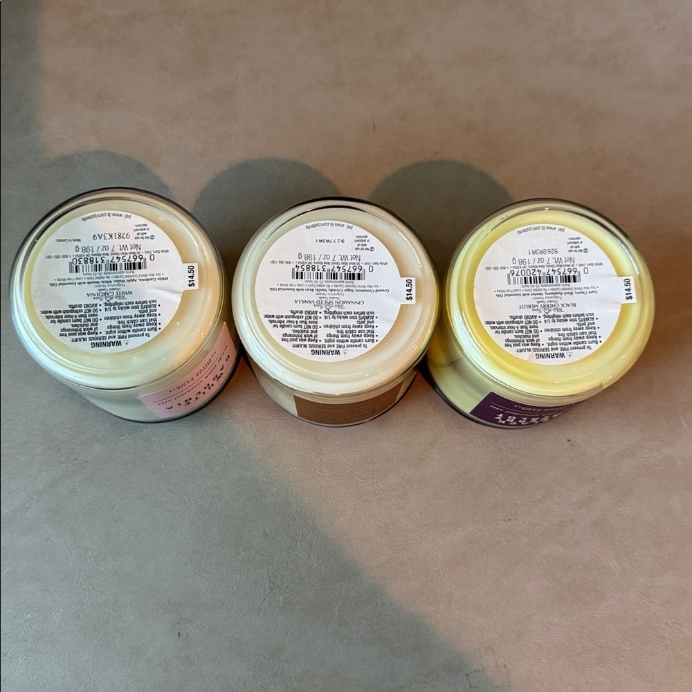 White Barn Trio - White Gardenia, Cinnamon Spiced Vanilla, Black Cherry Merlot. - Picture 3 of 3